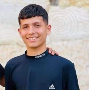 Palestinian child killed by Zionist sniper, his father injured in Tulkarm