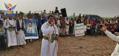 وقفة حاشدة في مديرية الضحي بالحديدة تنديداً بجرائم حرق القرآن