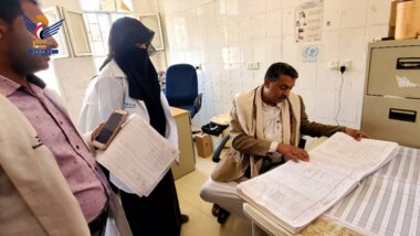 Überprüfung der Arbeiten im Krankenhaus Al-Mahabsha in Hadscha 