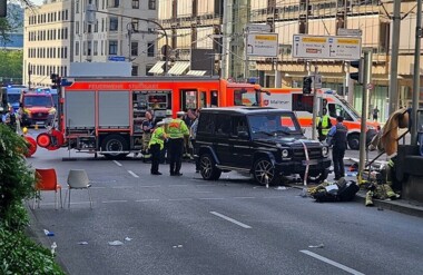 إصابة ثمانية أشخاص ثلاثة منهم في حالة خطرة بحادث دهس  في المانيا