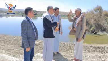 تدشين العمل بعبارة شعب الصمع وتفقد حاجز عزلة بني أحكم بمديرية أرحب