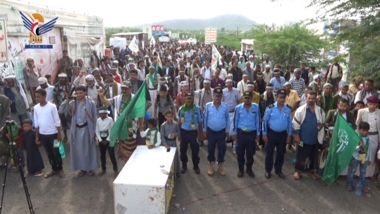 Al-Qabaita district holds large-scale march in tribute to Prophet, support for Palestinians