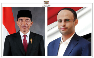 Le président Al-Mashat félicite le président indonésien à l'occasion de la fête de l'indépendance