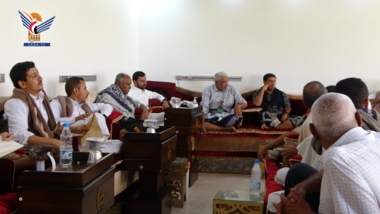 Discussing service needs in Hodeida