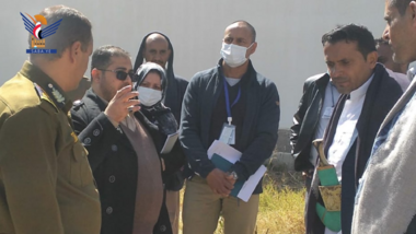 Le Ministre des droits de l'homme et le représentant du Haut-Commissaire visitent l'établissement pénitentiaire central de Sana'a