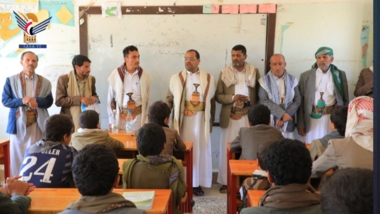 محافظ صعدة يتفقد الأنشطة والدورات الصيفية بعدد من المدارس
