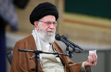 Ayatollah Khamenei calls for continuing path of martyrs to confront the enemies of Islamic Revolution