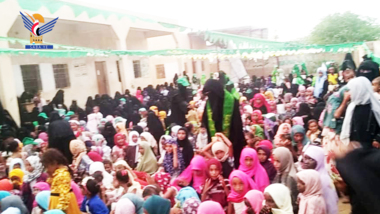 Celebración de mujeres en el distrito de Bajil en Hodeidah, celebrando el aniversario del cumpleaños del Profeta