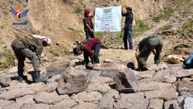 تدشين مبادرات رصف وتأهيل خمس طرق في مغرب عنس بذمار