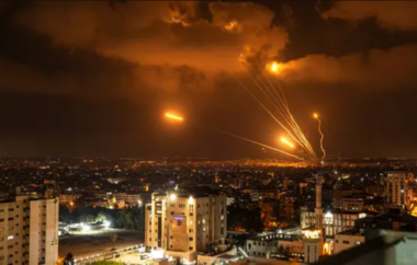 New & large missile salvo destroys settlements of  Zionist enemy