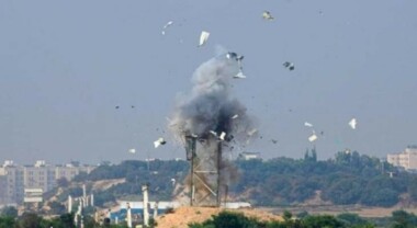 طائرات العدو الصهيوني تقصف نقطة تتبع للمقاومة الفلسطينية شرق محافظة رفح