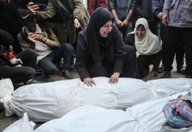 استشهاد ثلاثة فلسطينيين بقصف العدو الصهيوني نازحين جنوبي غزة