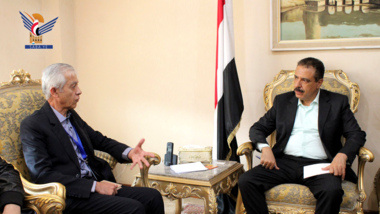 FM discusses with INTERSOS Country Director organization's activities & projects
