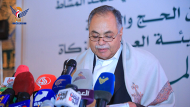 وزير الإرشاد يهنئ قائد الثورة ورئيس المجلس السياسي بعيد الأضحى المبارك