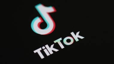 كندا تحظر تيك توك والولايات المتحدة تمهل الهيئات 30 يوما لحظر التطبيق على الأجهزة التابعة للحكومة