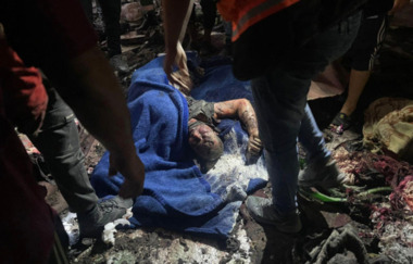 استشهاد طفل فلسطيني برصاص العدو الصهيوني شرق غزة