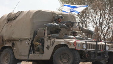 Zionist enemy army issues orders to evacuate new areas in Khan Yunis