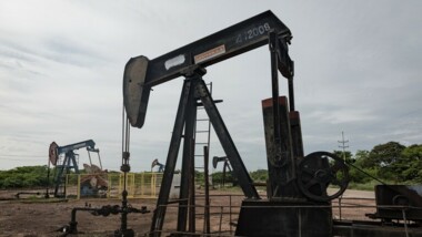 ارتفاع أسعار النفط في ظل مساعي أوروبية حظر النفط الروسي