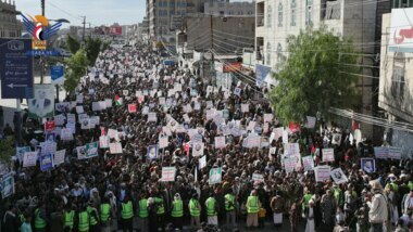 Massive public march in Al-Bayda denounced Zionist enemy crimes