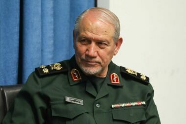 Général de division Safavi : L'entité sioniste craint le coup attendu de l'Iran