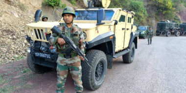 Eight killed in army clashes with terrorists in Pakistan