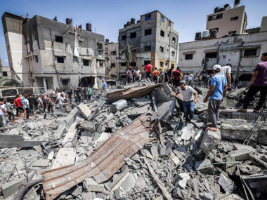 ثلاثة شهداء فلسطينيين وعدد من المصابين جراء قصف صهيوني في دير البلح