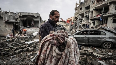 Märtyrer und Verletzte durch den Beschuss der feindlichen zionistischen Entität in verschiedenen Teilen des Gazastreifens