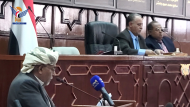 Yemeni Parliament reviews teacher, education support fund report