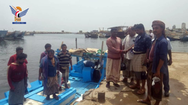 12 in saudischen Gefängnissen festgehaltetende Fischer kommen in Hodeidah an