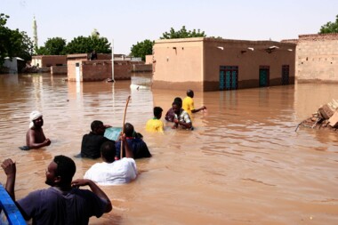 مصرع 75 شخصاً جرّاء سيول الأمطار في السودان