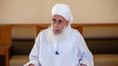 الشيخ الخليلي: فوجئنا بالعدوان الصهيوني الغاشم على اليمن الشقيق بسبب موقفه في نصرة الحق