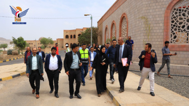 جامعة صنعاء تتسلّم مبنى الأطراف الصناعية والتعويضية من اللجنة الدولية للصليب الأحمر