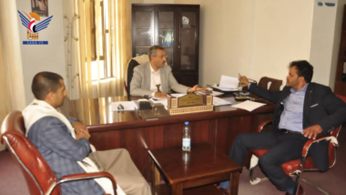 Erörterung der Koordinierung zwischen dem Industriebüro und der Handelskammer in Sanaa