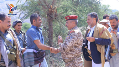 قيادات وزارة الدفاع ورئاسة الأركان تتفقد المرابطين في عدة مواقع بالمنطقة العسكرية الرابعة