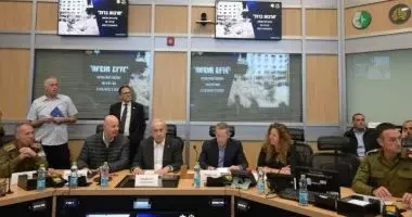 Zionist negotiating team rejects Hamas's request for written commitment regarding 2nd phase negotiations