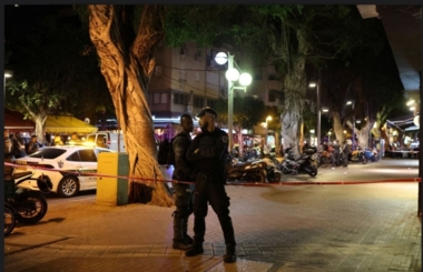 العدو الصهيوني يصيب فلسطيني بالرصاص بزعم تنفيذه عملية طعن في القدس المحتلة