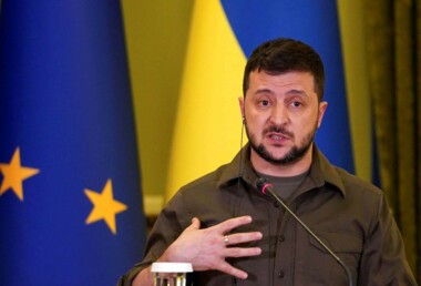 Kolumbiens Präsident nennt Selenskyj einen Idioten, nachdem die Ukraine Ressourcen an die USA übergeben hat