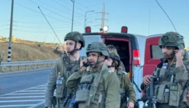 Palestinian suicide operation leaves settler injured near Kiryat Arba