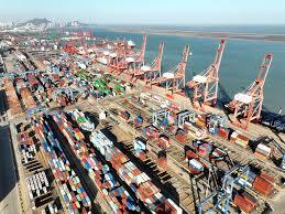 ارتفاع حجم التجارة الخارجية للصين 1.2 بالمئة في نوفمبر الماضي