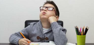 دراسة تكشف أن فقدان التركيز قد يؤدي إلى تعزيز التعلم بالفعل