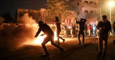 Palästinenser setzen Beobachtungsposten des zionistischen Feindes südlich von Nablus in Brand