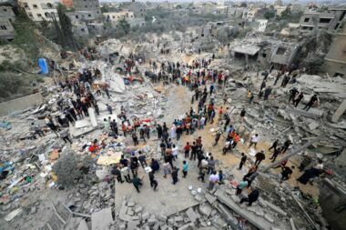 7 Märtyrer bei der Bombardierung von Bürgern, die in Gaza auf Hilfe warten, durch den zionistischen Feind
