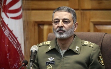 El comandante del ejército iraní pide el fortalecimiento continuo de las capacidades de las fuerzas navales