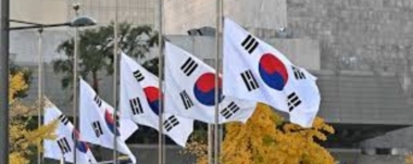 Seoul says Pyongyang sends waste-laden balloons