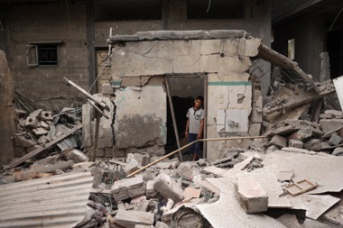 13 Palestinians, including children & women killed in enemy's bombing house in center Khan Yunis