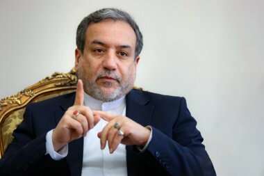 عراقجي: إصرار غروسي على زيارة المواقع النووية المقصوفة وراءه نية خبيثة