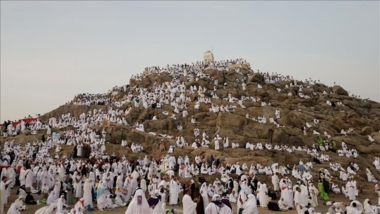 حجاج بيت الله الحرام ينهون أداء مناسك فريضة الحج