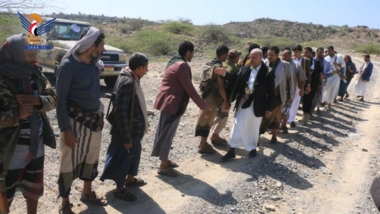 تعز .. الجنيد يطلع على أحوال المرابطين بجبهة البرح في مديرية مقبنة