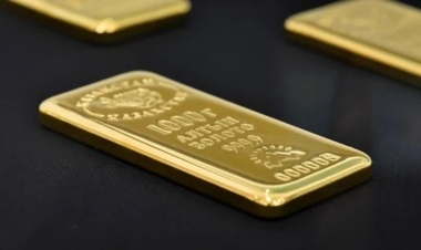انخفاض أسعار الذهب مع ارتفاع الدولار وسط ترقب بيانات تضخم أمريكا