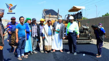 Inauguration de la première phase de construction et d'asphaltage de la rue du 21 septembre dans la ville de Taiz